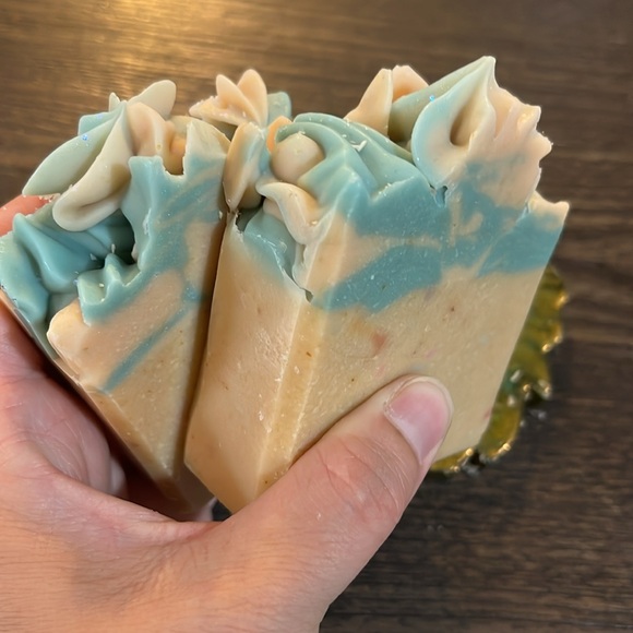 Birthday Sorbet Frosted Deluxe Goat Milk Soap Set - Picture 7 of 7